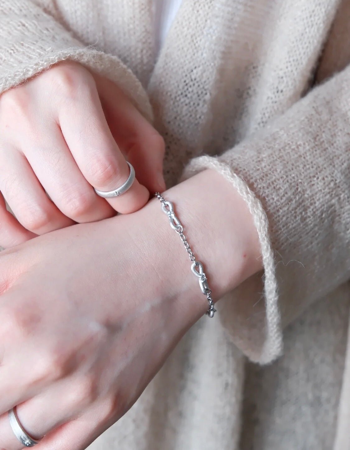 Engraved Series Brushed Texture Ring - floysun