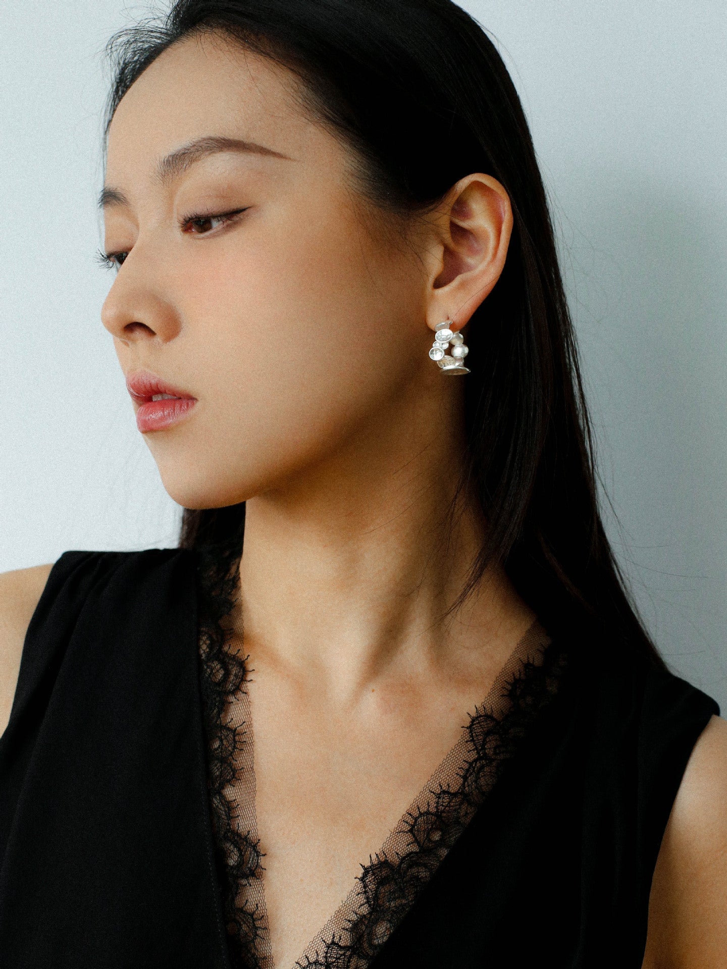 Fluid Rhythm Seris Double Circle C Hoop Earrings - floysun