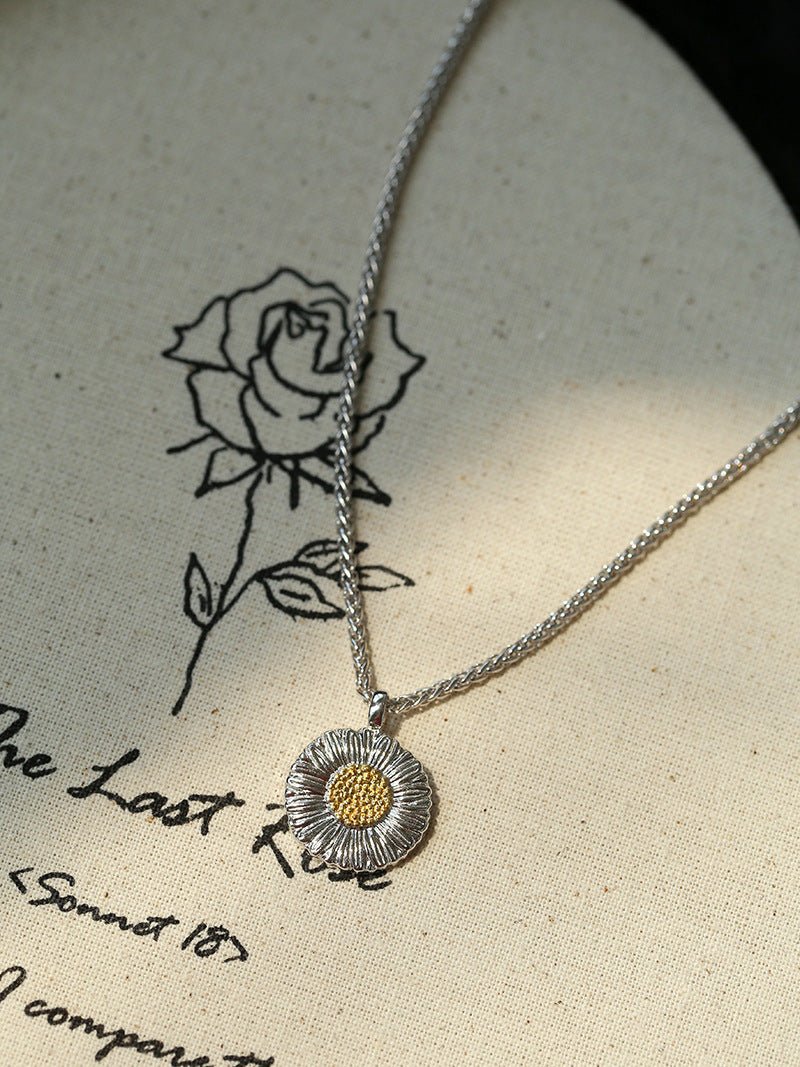 French Vintage 925 Sterling Silver Daisy Necklace - floysun
