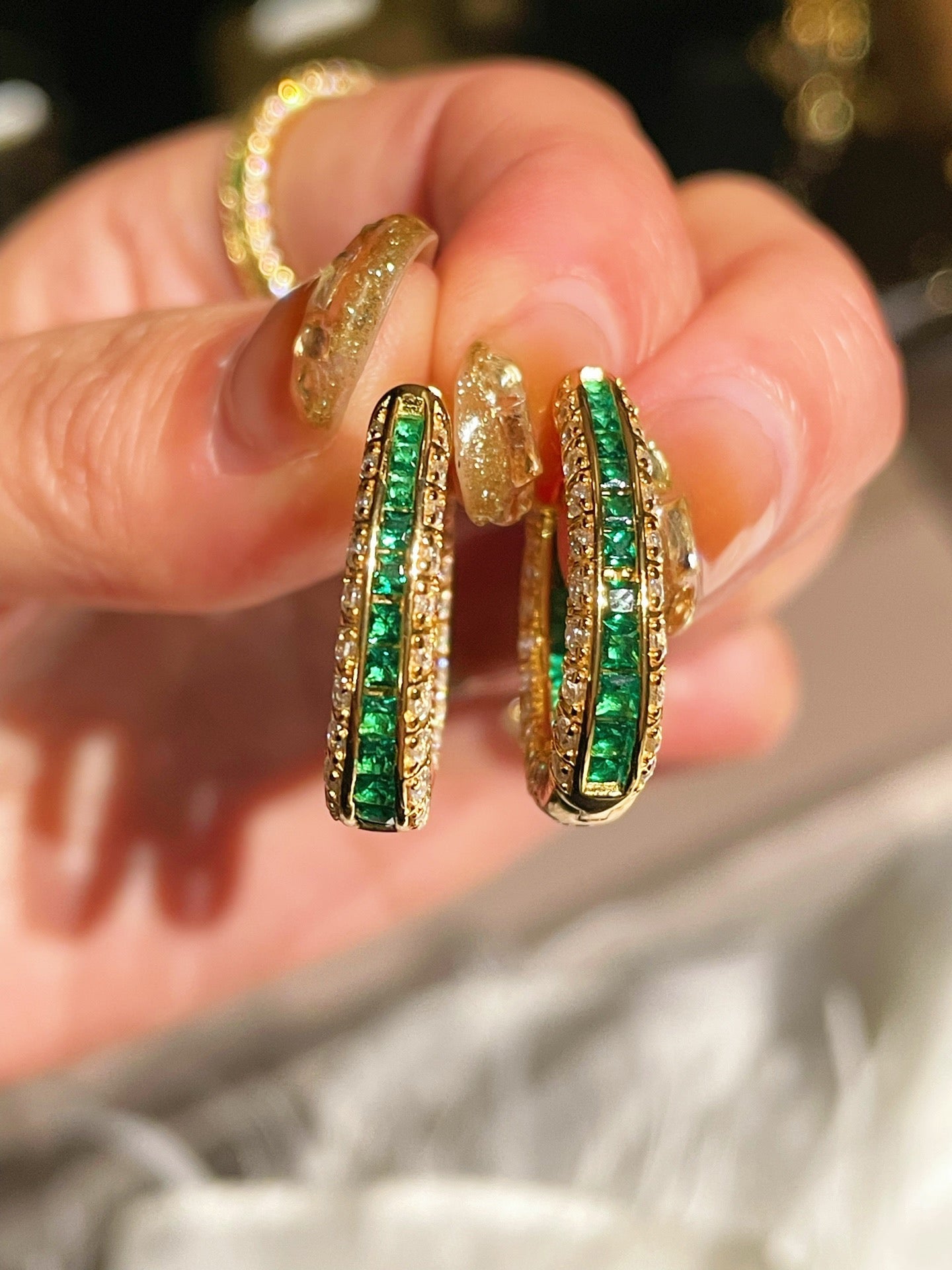 Full Diamond Emerald Serpent Hoop Earrings - floysun