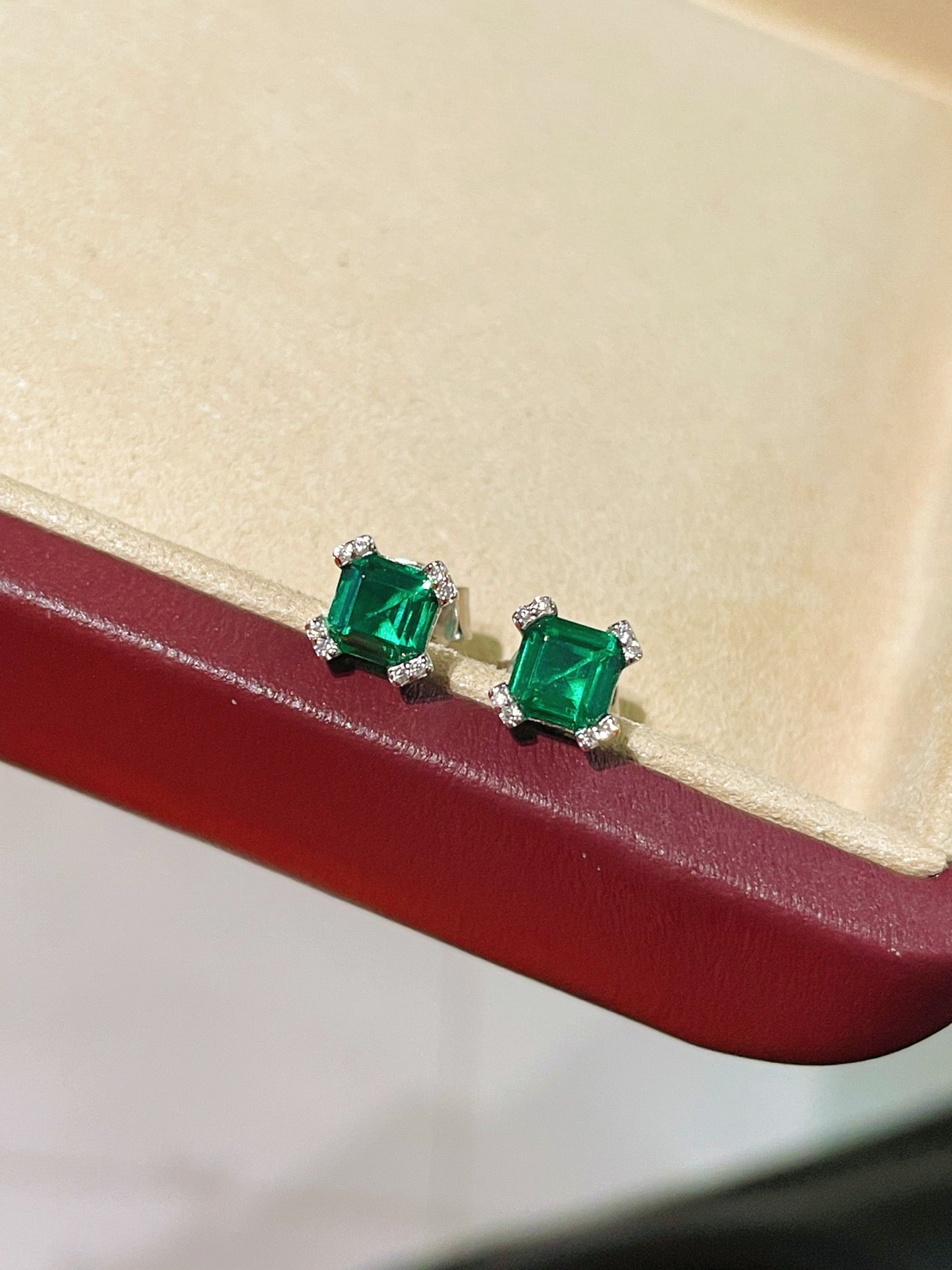 Full Pavé Four - Prong T - Cut Emerald Studs - floysun