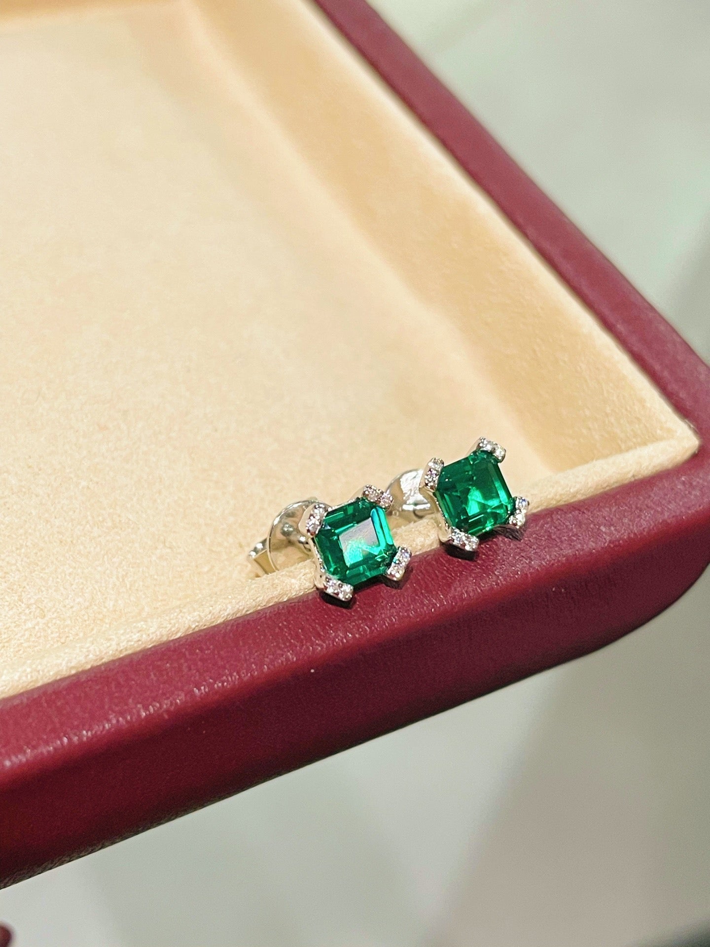 Full Pavé Four - Prong T - Cut Emerald Studs - floysun