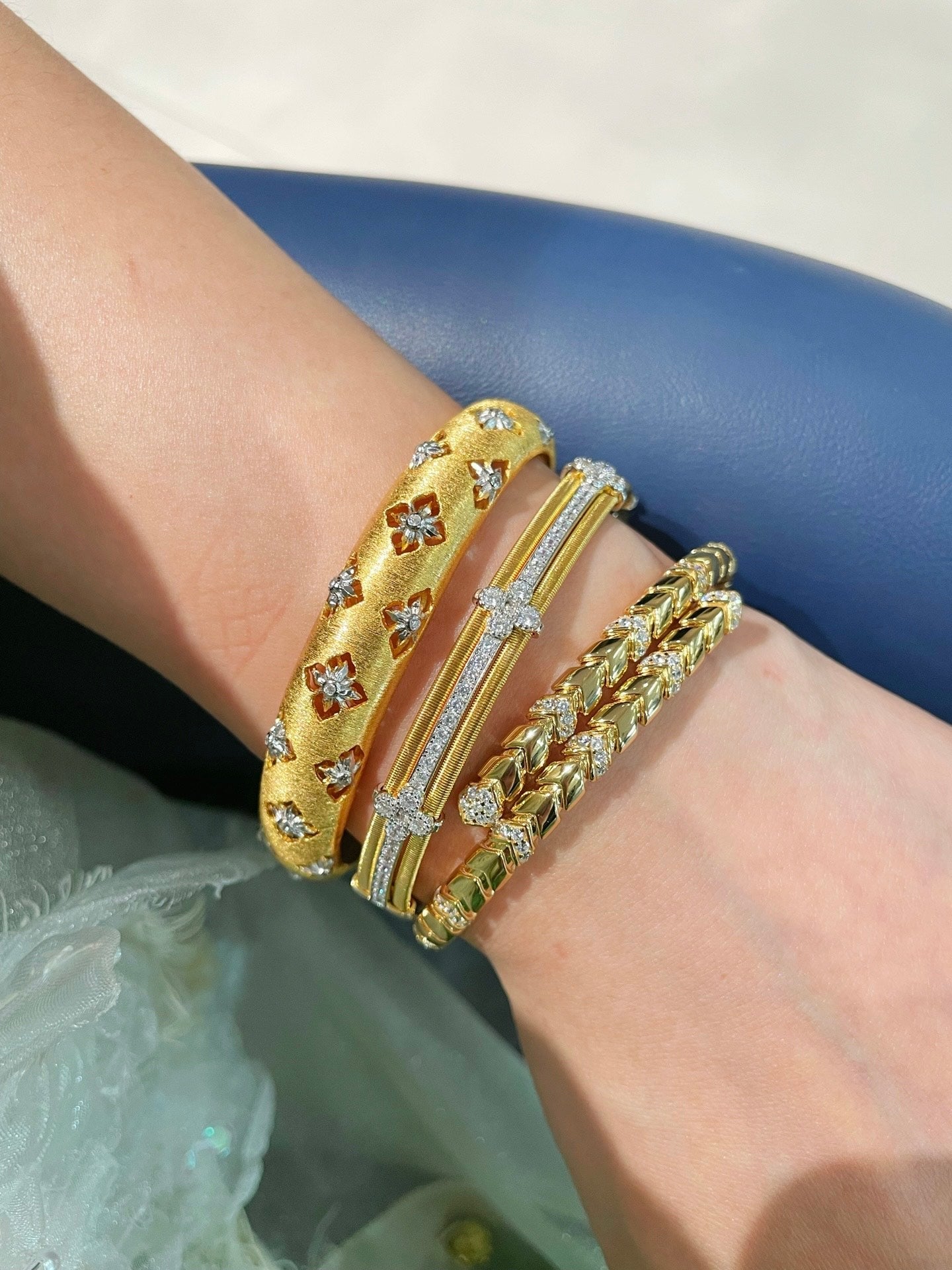 Gilded Clover Filigree Cuff - floysun