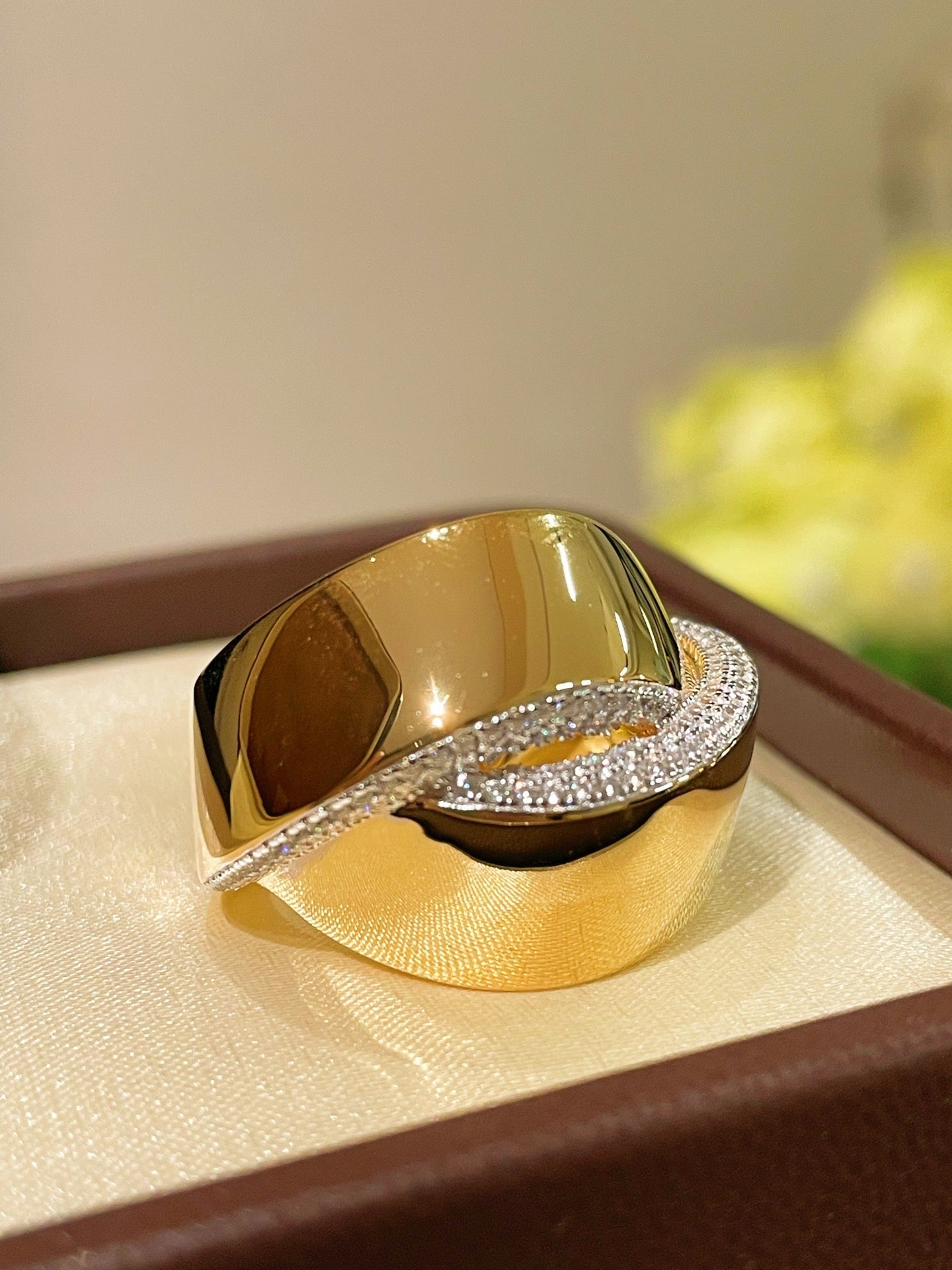 Glossy Cross Dome Ring - floysun