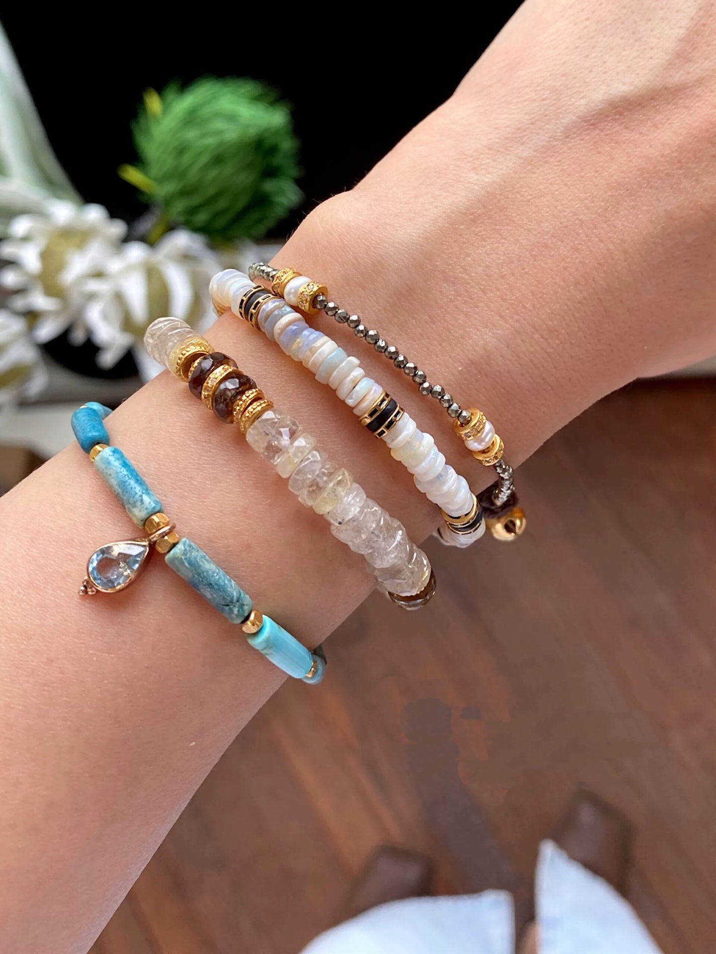 Gold Ore & Pearl Beaded Bracelet - floysun
