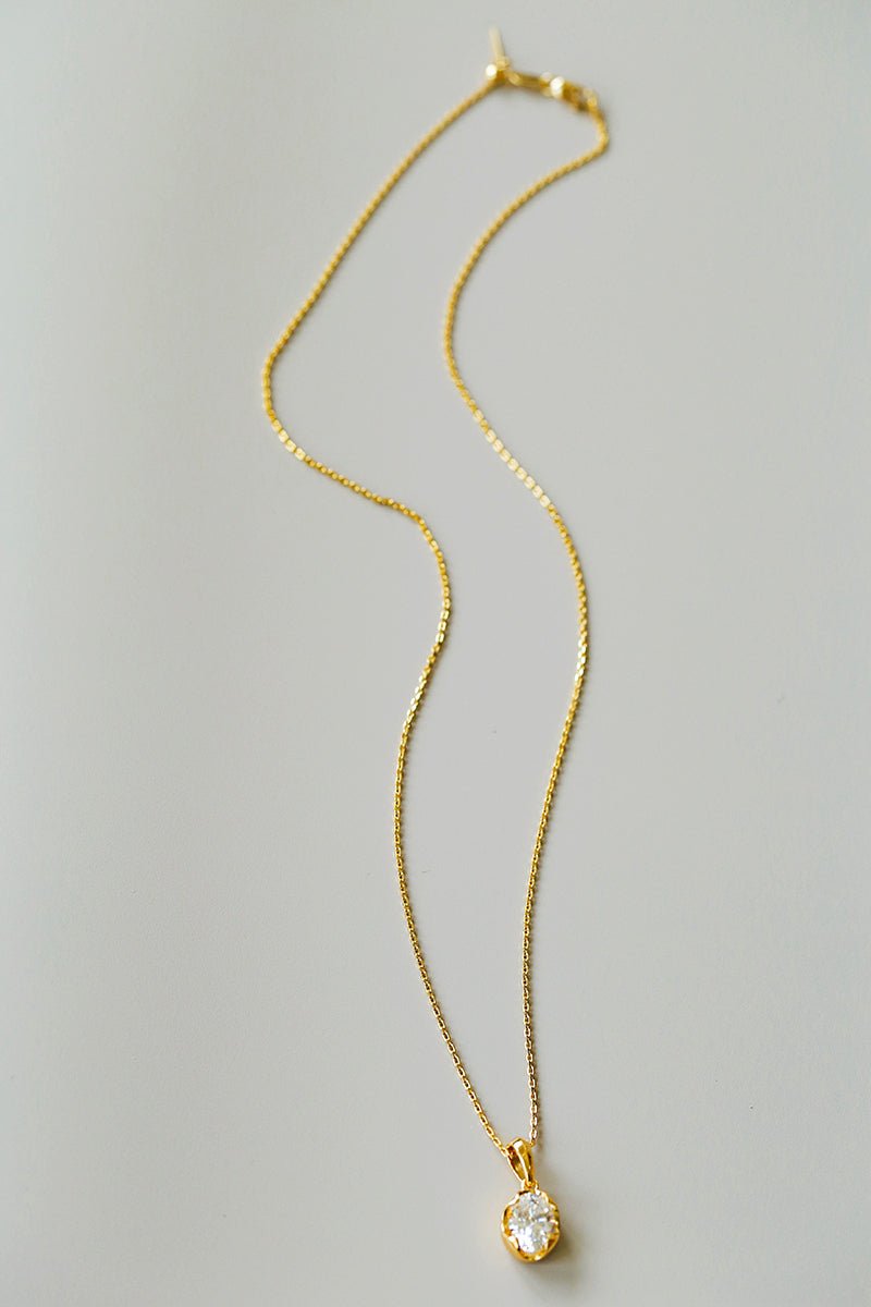 Golden Glow Solitaire Necklace - floysun