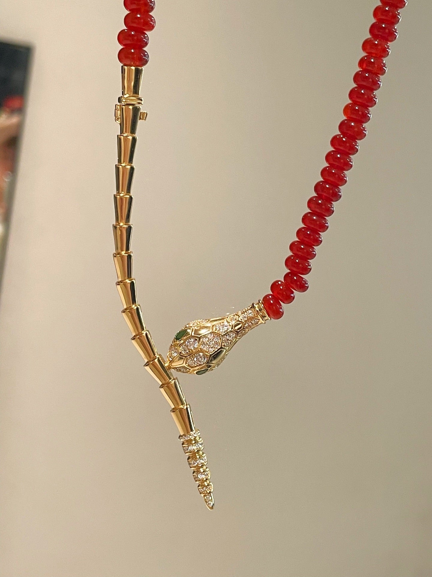 Golden Serpent Jade Bead Necklace – Vintage Revival Series - floysun