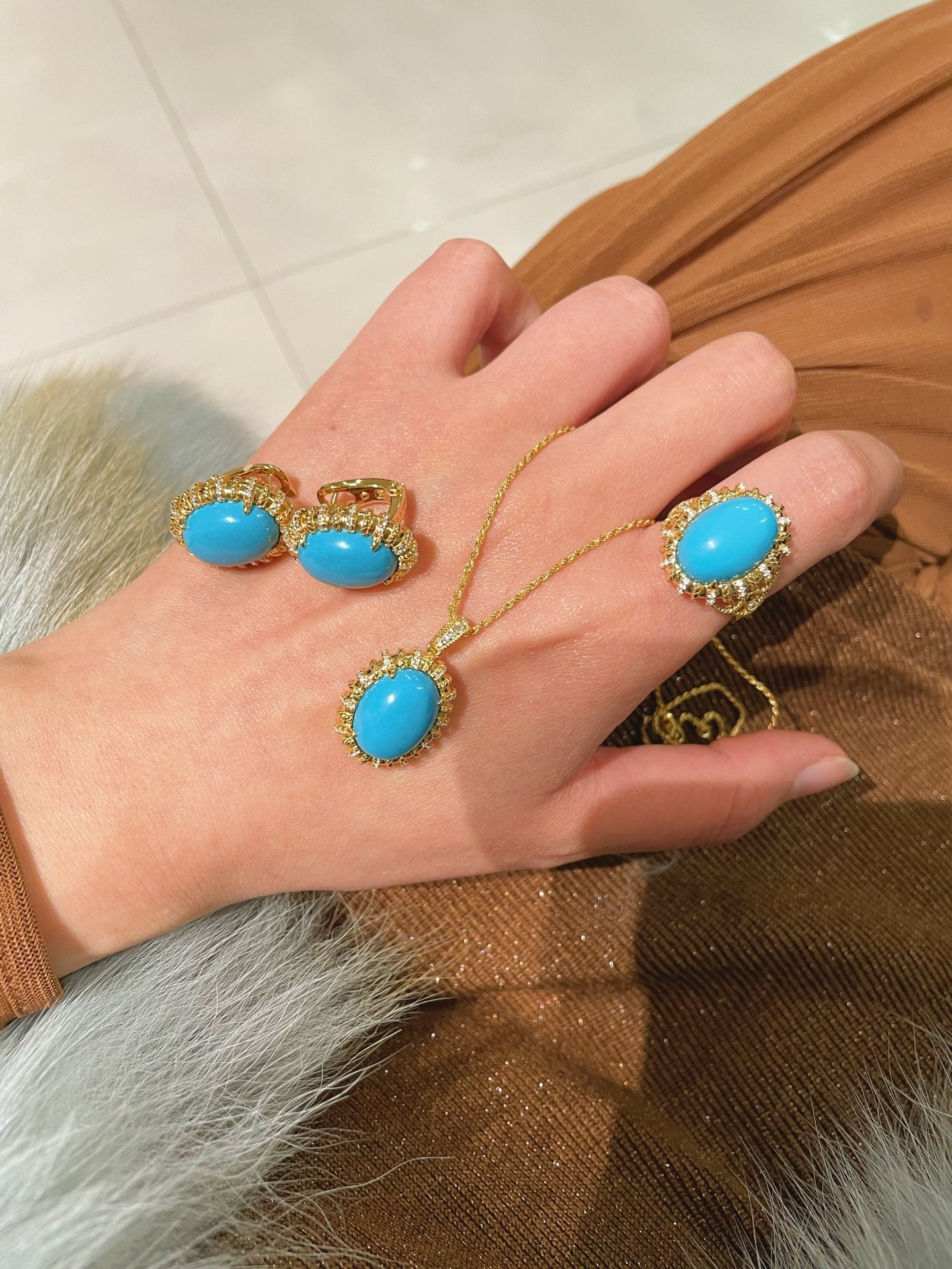 Grand Vintage Lace Blue Turquoise Ring Regal Filigree Setting - floysun