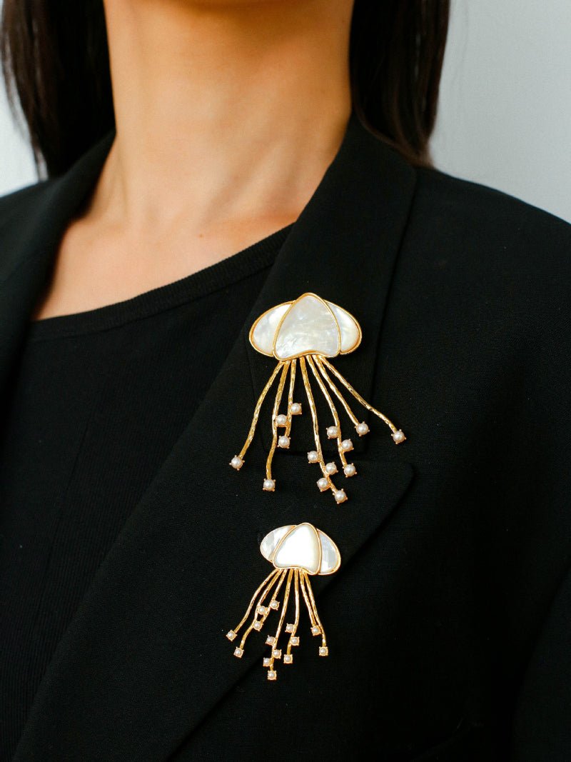Gray & White Mother - of - pearl Glass Jellyfish Brooch - floysun