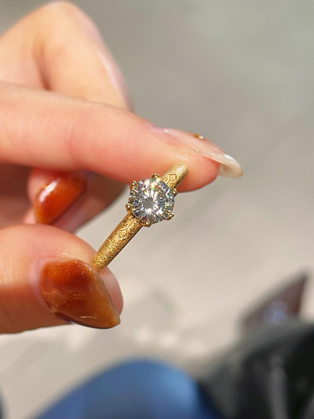 Hand - Brushed Silken Crown Ring – 1ct Solitaire - floysun