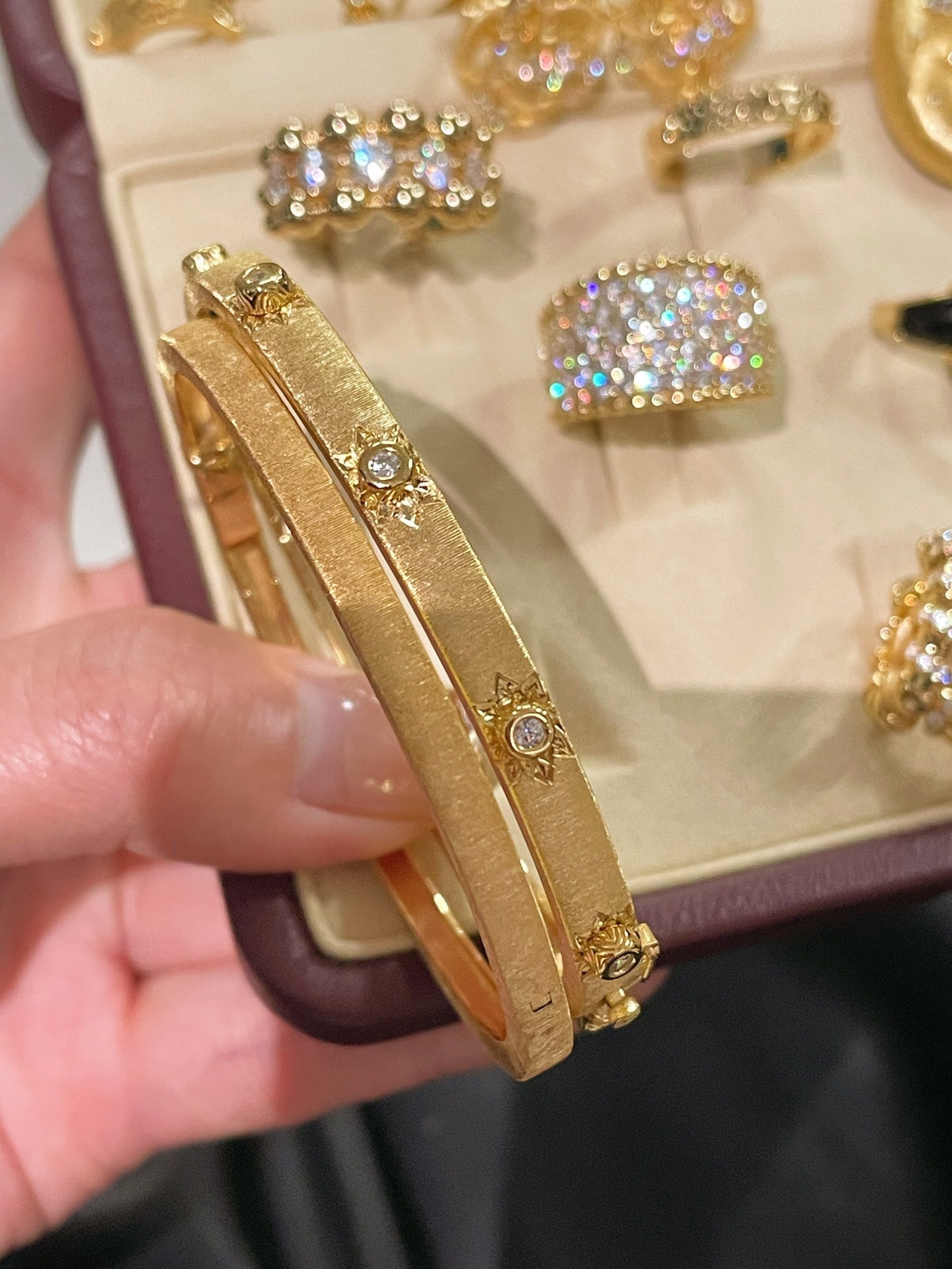 Handcrafted Brushed Classic Buccellati Bangle Golden - floysun