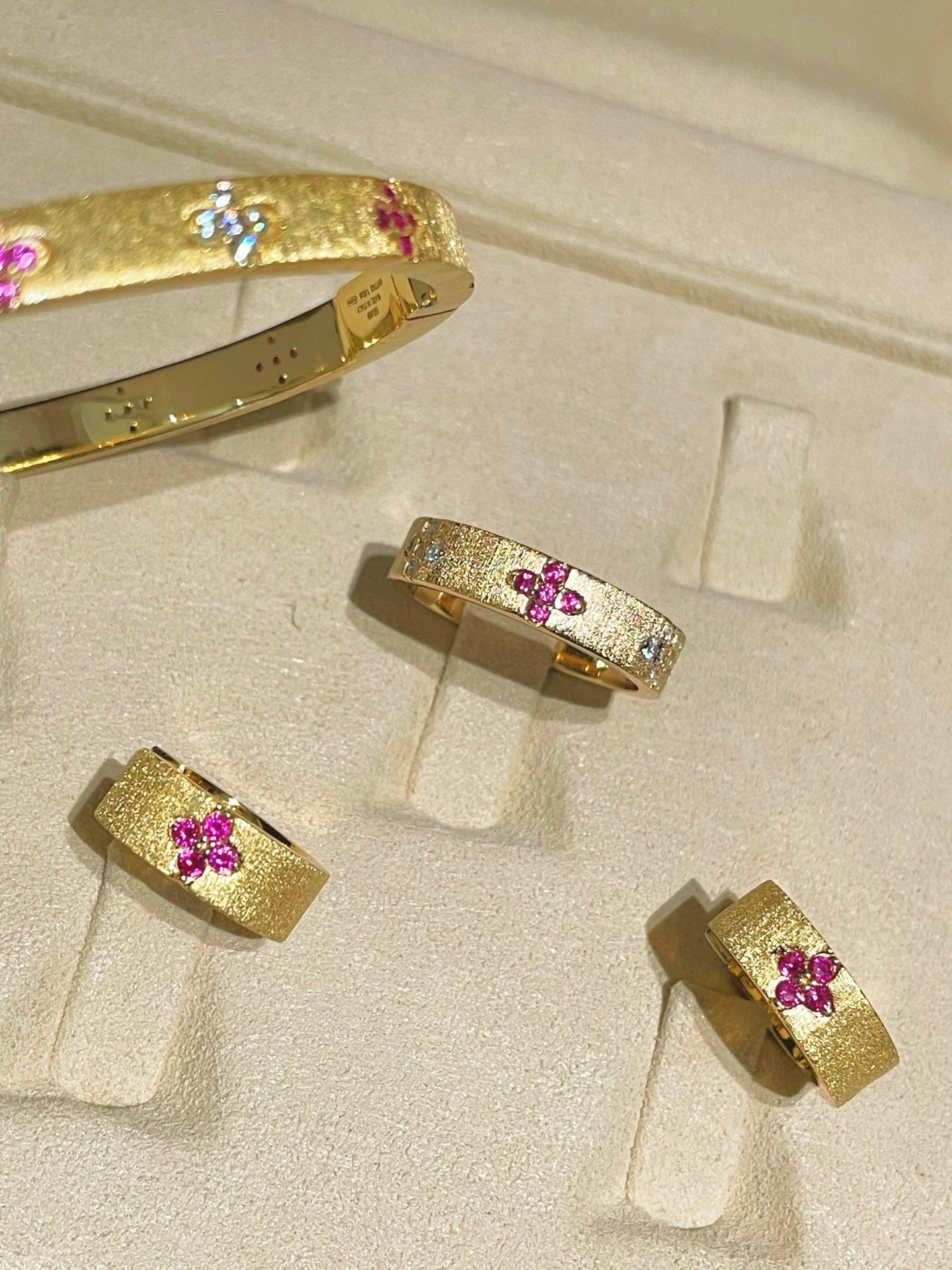Handcrafted Brushed Pink Sapphire Clover Mini Huggie Earrings - floysun