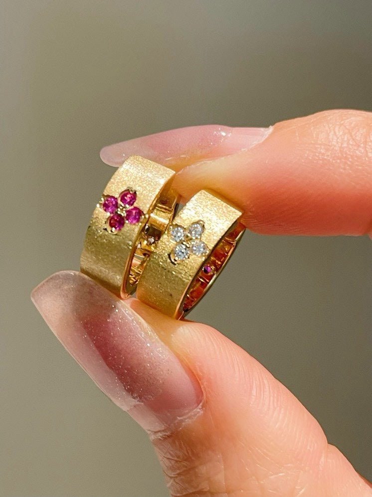 Handcrafted Brushed Pink Sapphire Clover Mini Huggie Earrings - floysun