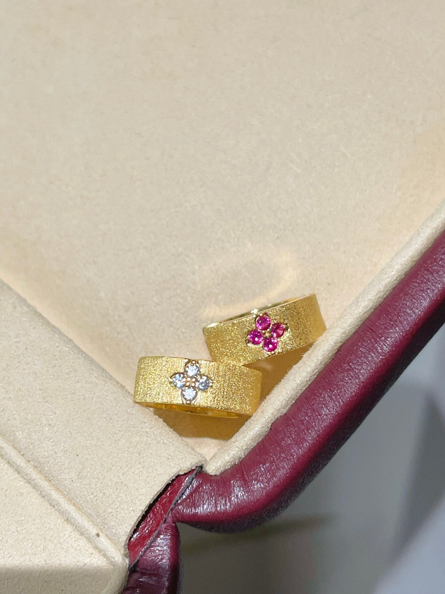 Handcrafted Brushed Pink Sapphire Clover Mini Huggie Earrings - floysun