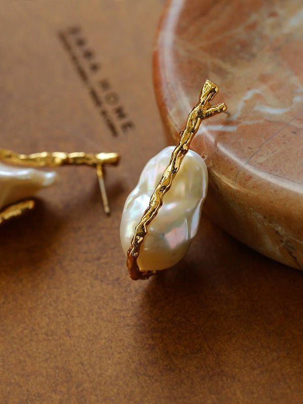 Hooked Branch Baroque Pearl Stud Earrings - floysun