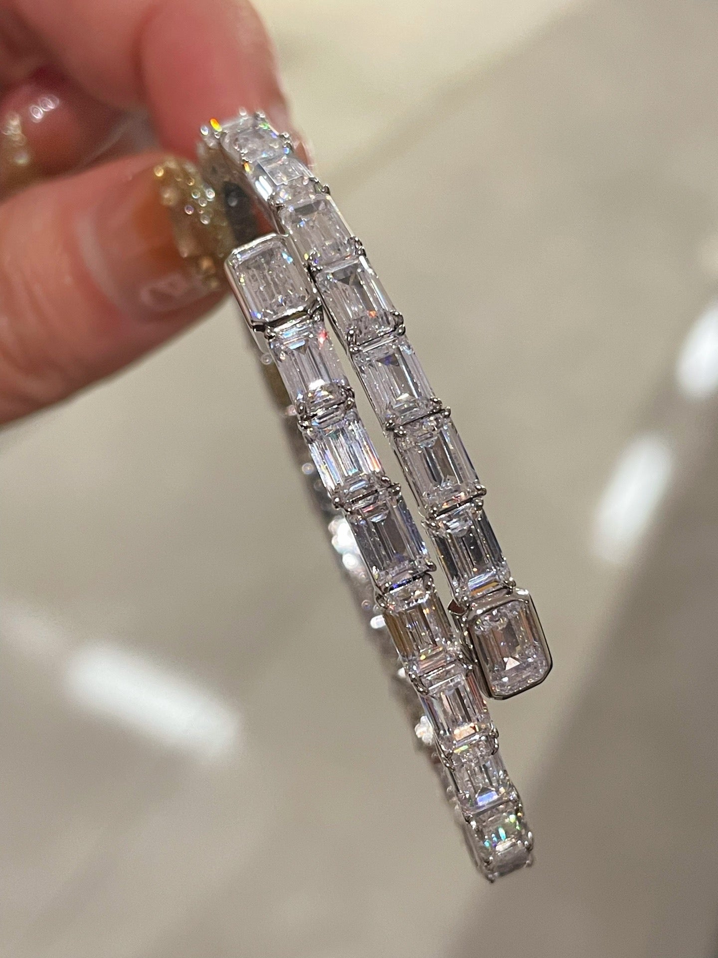Ice Shine T - Cut Elastic Bracelet – Tower - Cut Diamond Simulant Sparkle - floysun