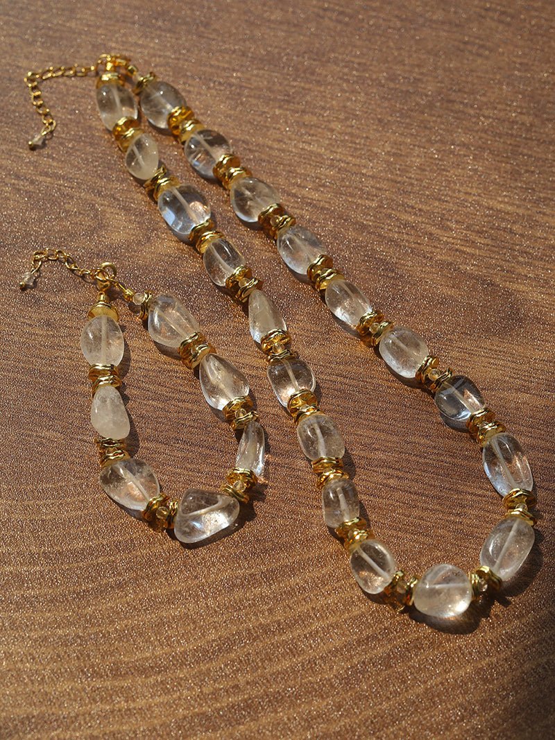 Irregular White Crystal Necklace with Gold Flakes - floysun