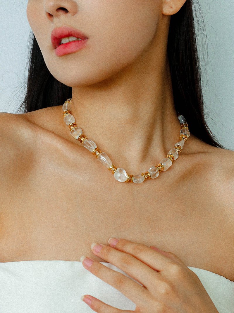 Irregular White Crystal Necklace with Gold Flakes - floysun