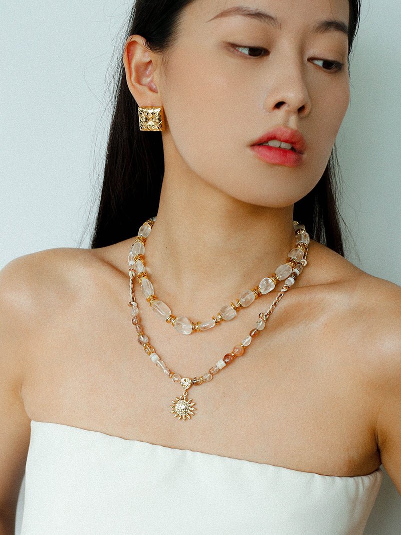Irregular White Crystal Necklace with Gold Flakes - floysun