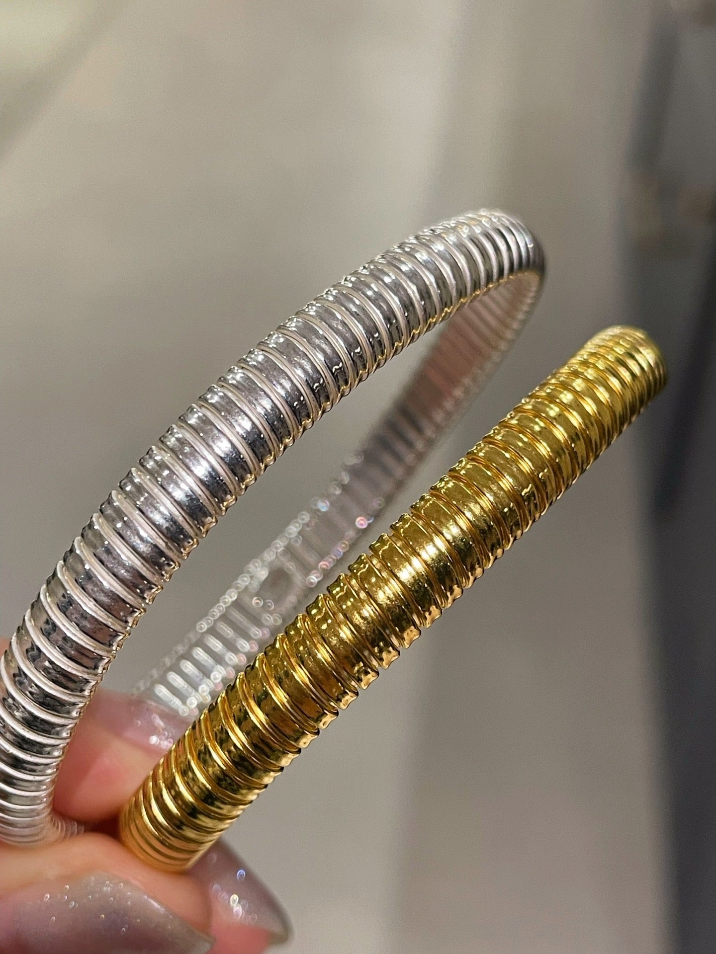 Italian Ribbed Flex Bangle - Silver - floysun