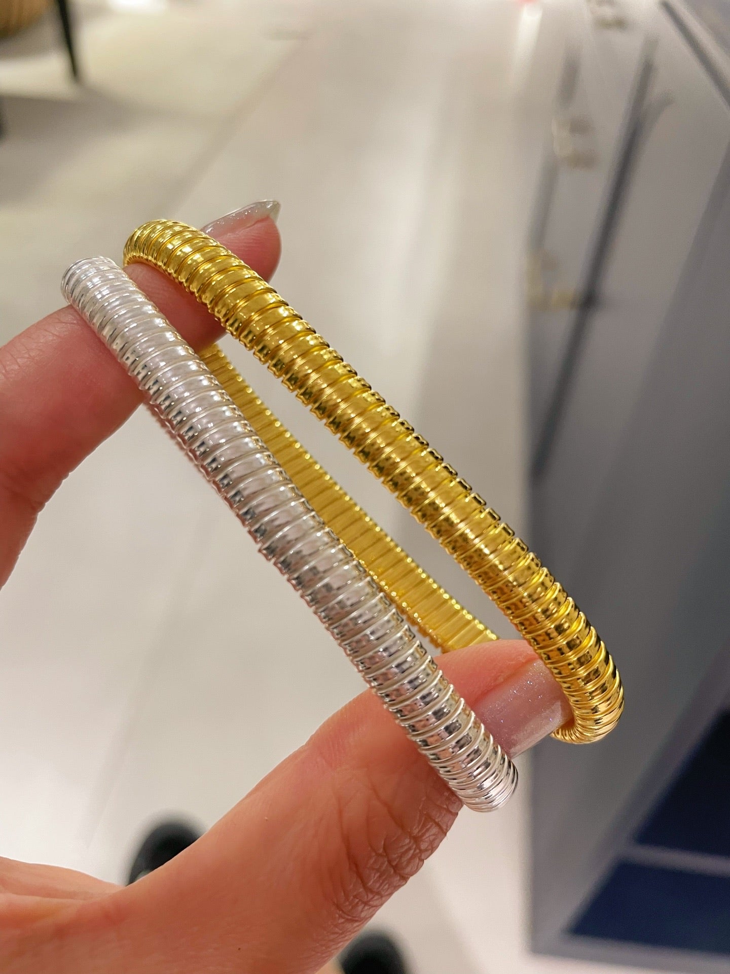 Italian Ribbed Flex Bangle - Silver - floysun