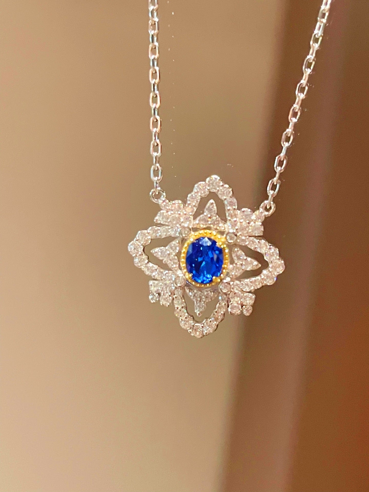 Italian Style Blue Sapphire Clover Necklace with Diamond Lace - floysun