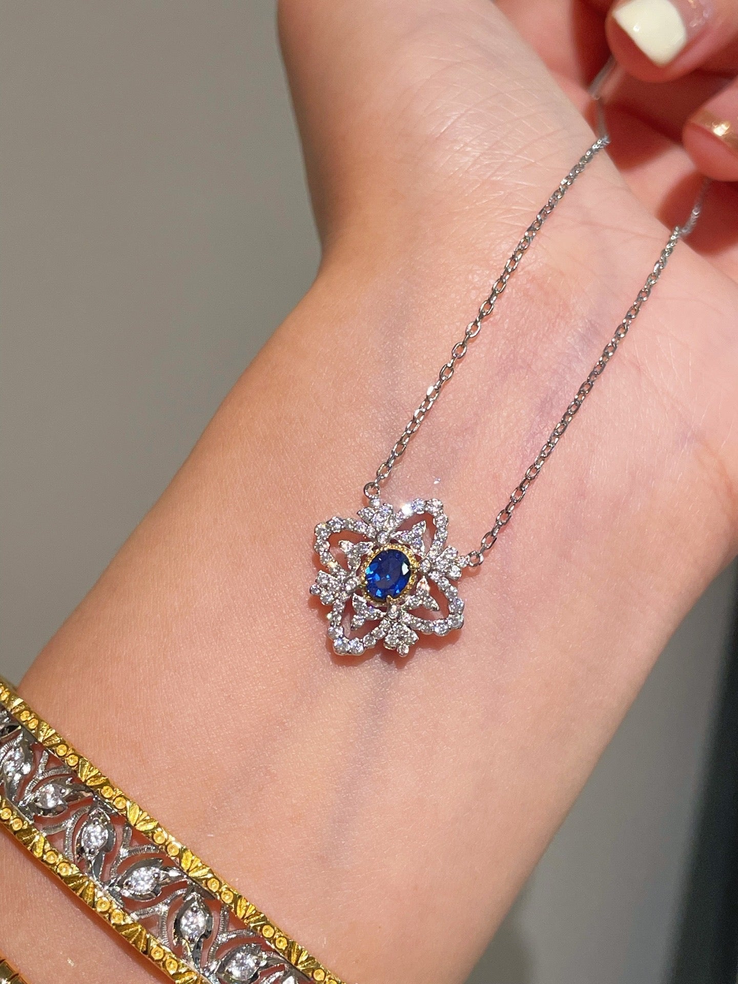 Italian Style Blue Sapphire Clover Necklace with Diamond Lace - floysun
