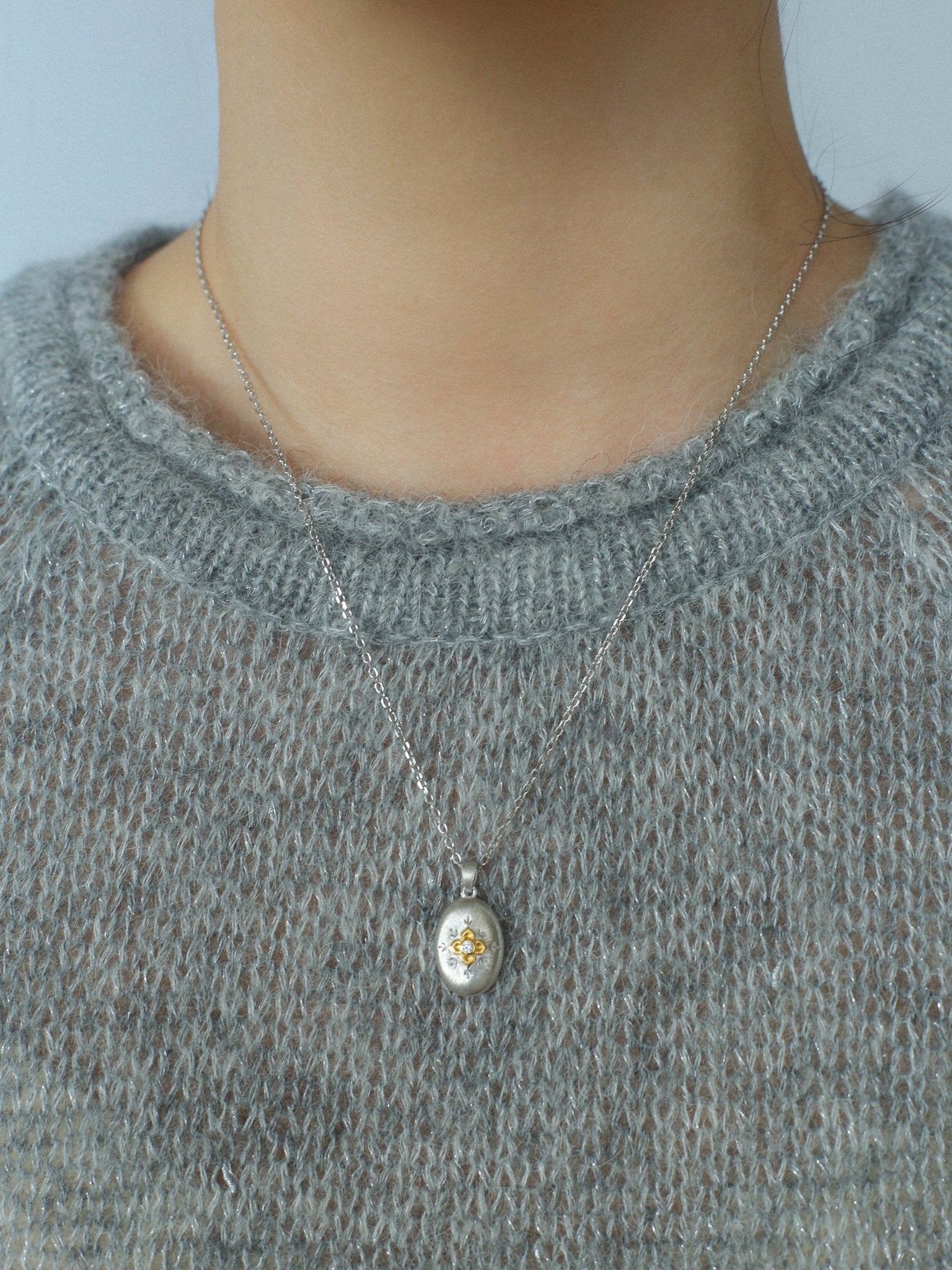 Italian Style Brushed Oval Star Necklace - floysun