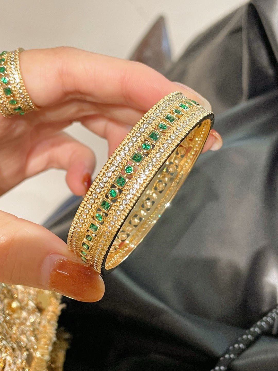 Italian Vintage Emerald Lace Wide Bangle - floysun