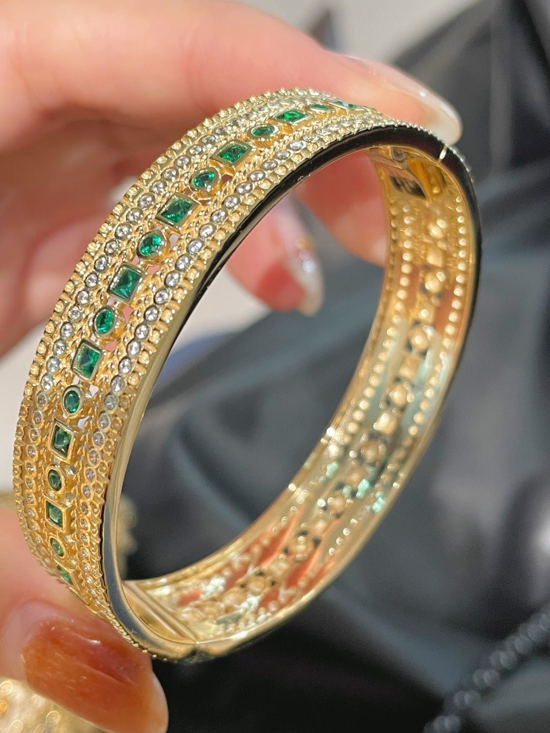 Italian Vintage Emerald Lace Wide Bangle - floysun