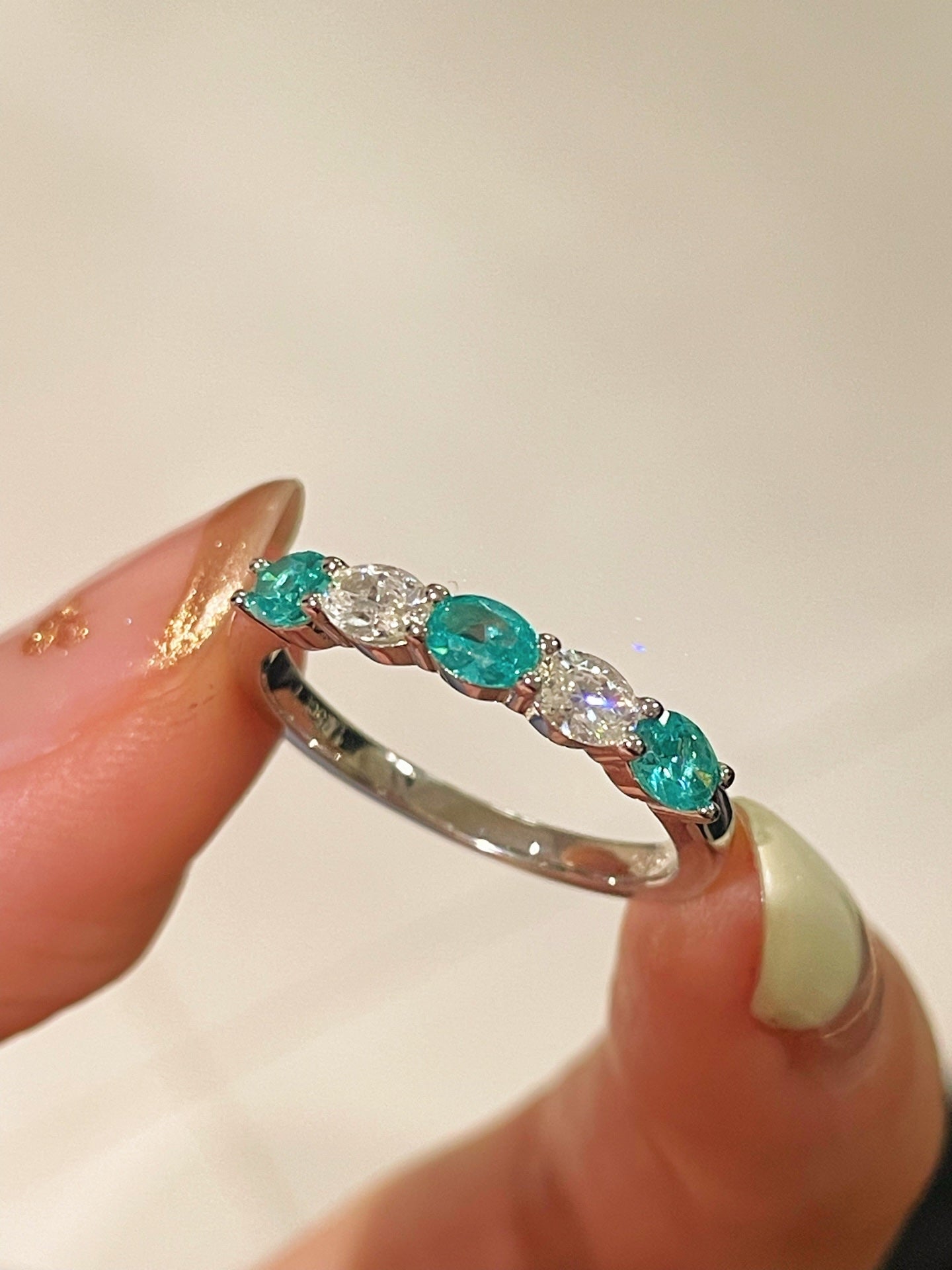 Lab - Grown Paraiba Minimalist Ring - floysun