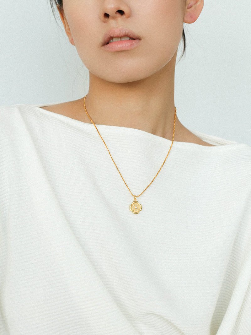 Lace Embroidered Flower Necklace - floysun