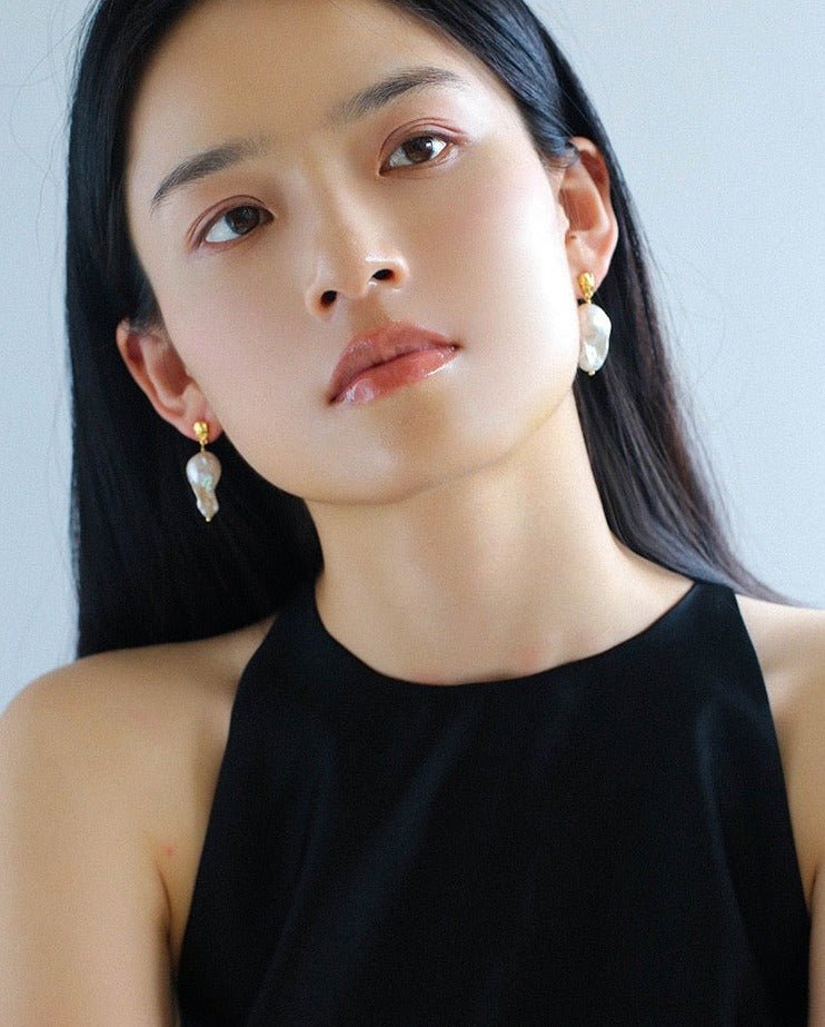 Lava Metal Baroque Pearl Drop Earrings - floysun