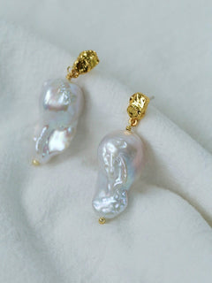 Lava Metal Baroque Pearl Drop Earrings - floysun