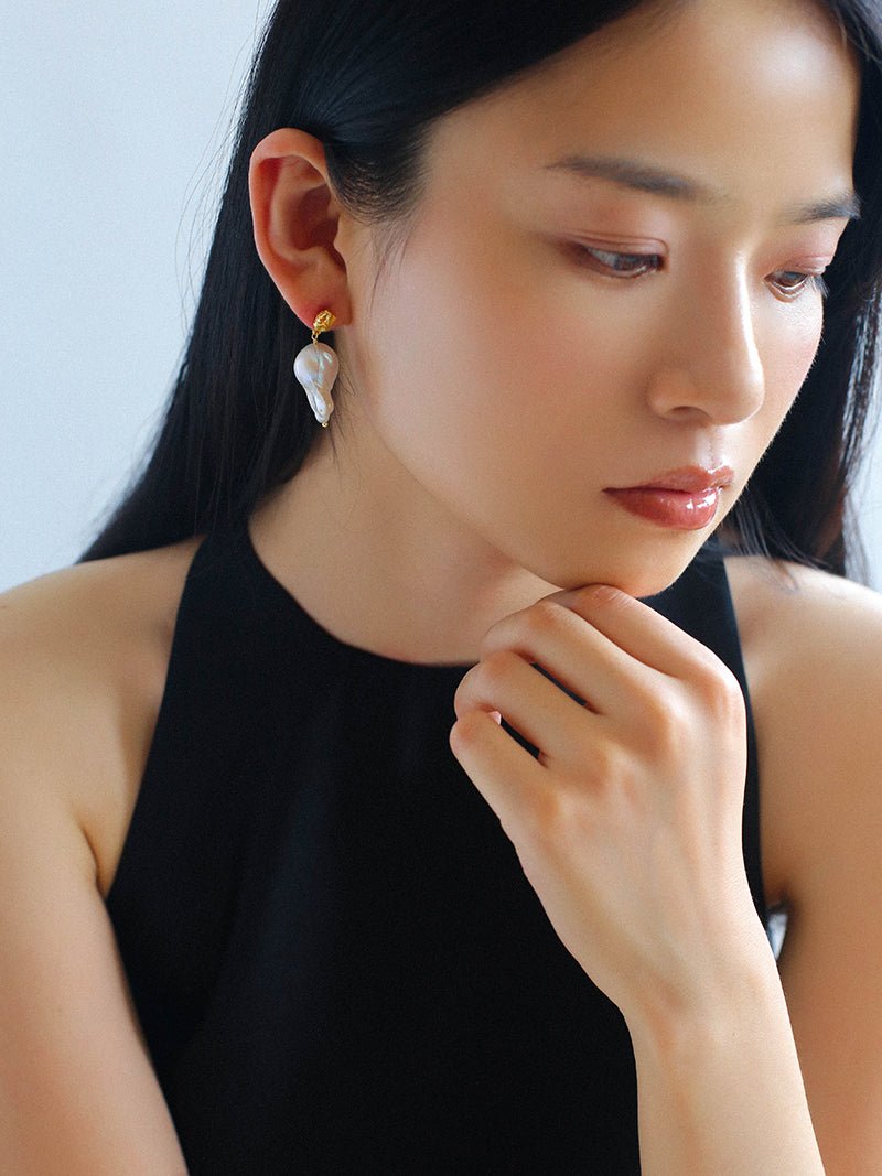 Lava Metal Baroque Pearl Drop Earrings - floysun