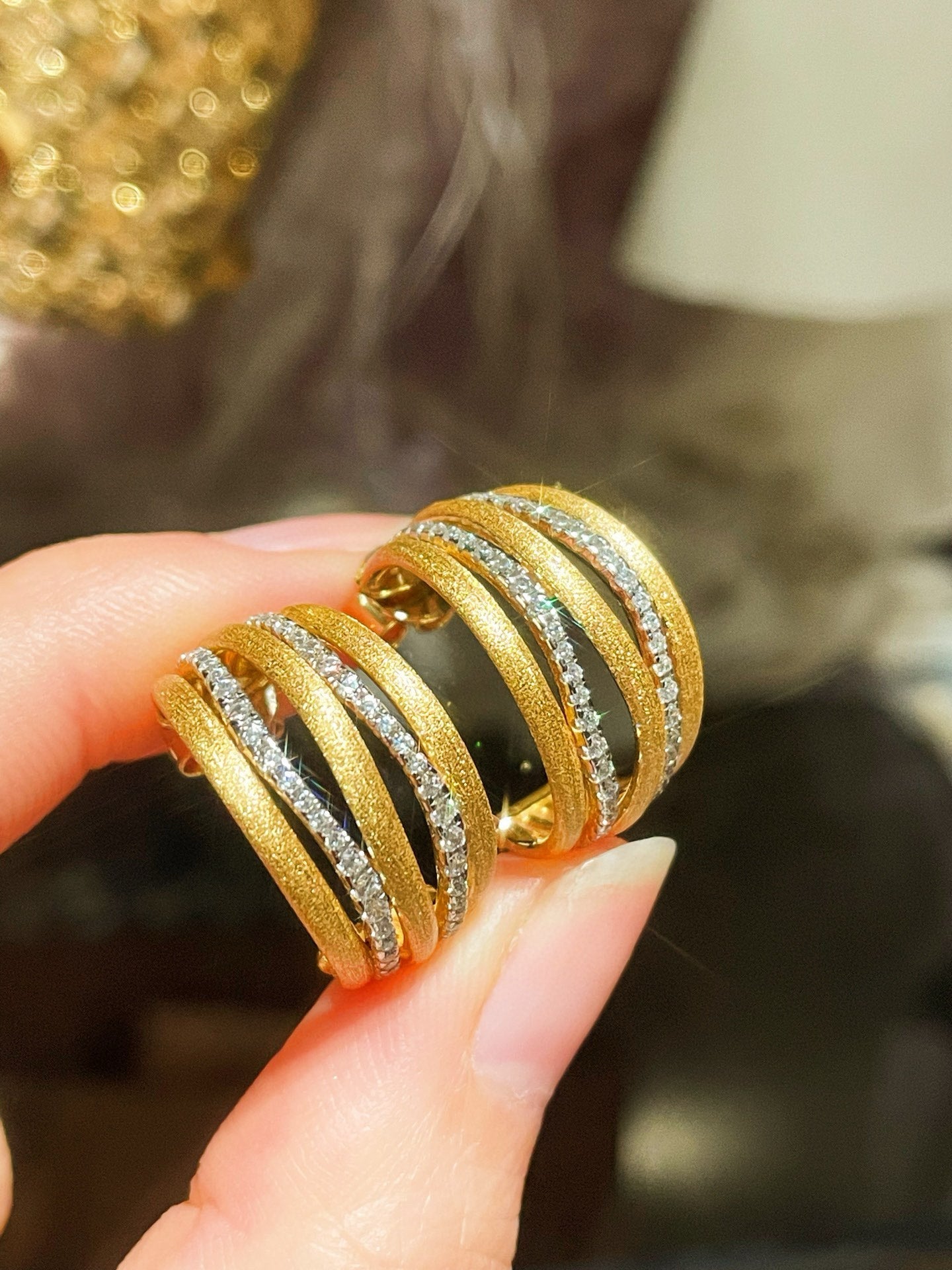 LinAura Brushed Pavé Bar Stud Earrings - floysun