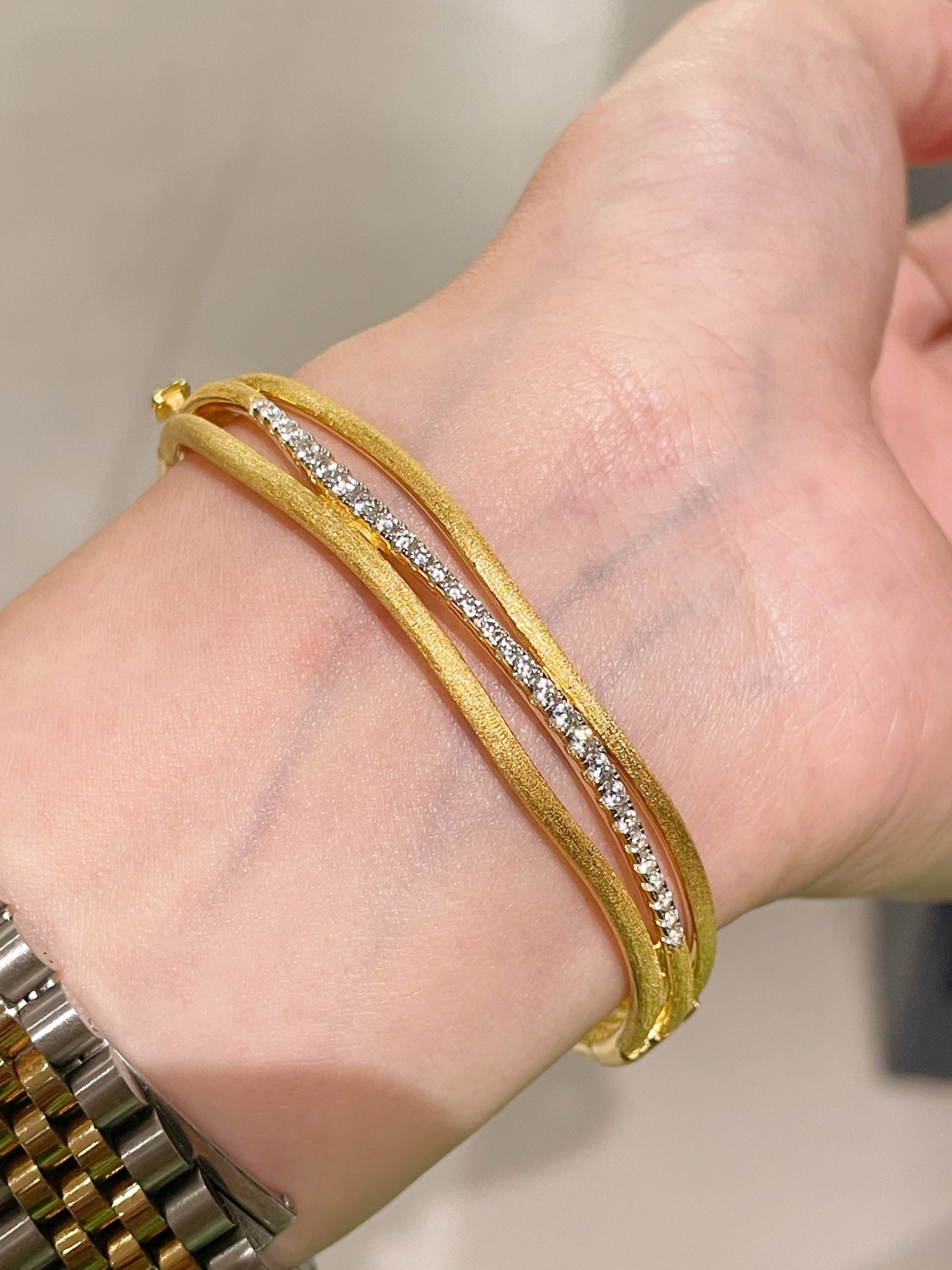 LinAura Textured Line & Pavé Diamond Cuff Bangle - floysun