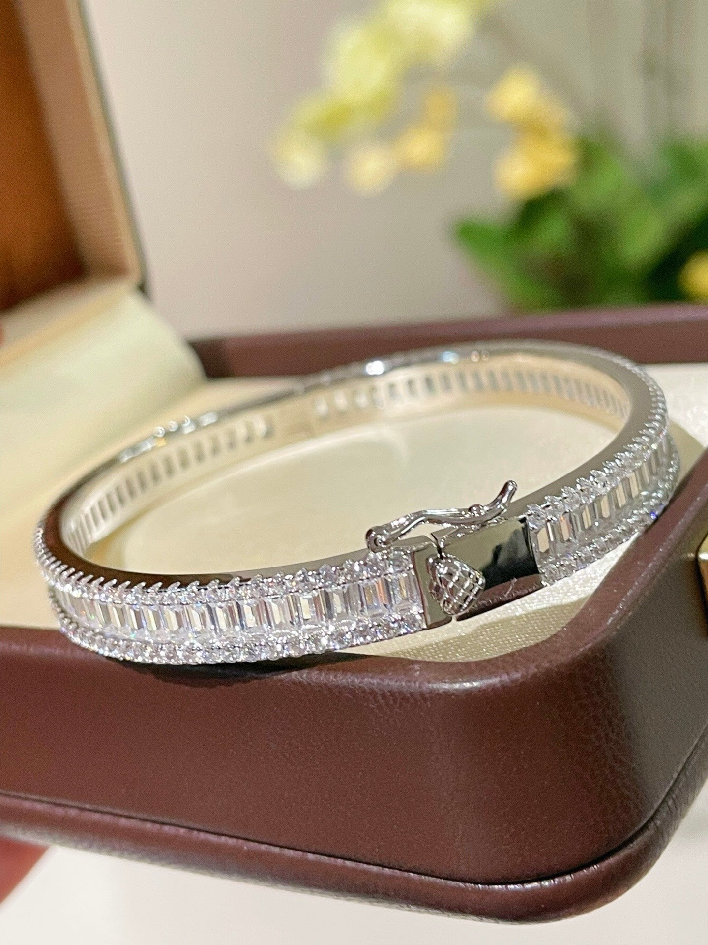 Luxury Craftsmanship Full Pavé T - Bar Bracelet - floysun