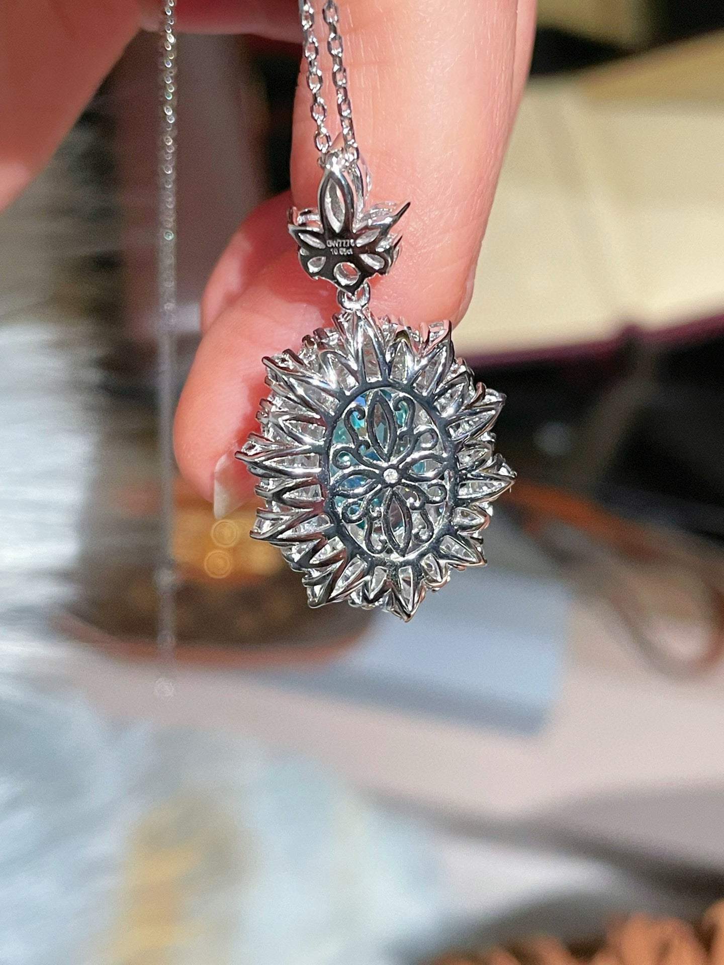 Luxury Craftsmanship Paraiba Rose - Cut Statement Necklace - floysun