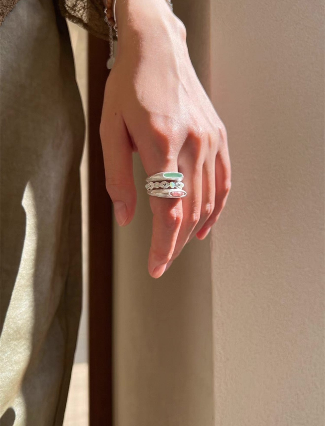 Matte Sterling Silver Semi - Precious Series Band Ring - floysun