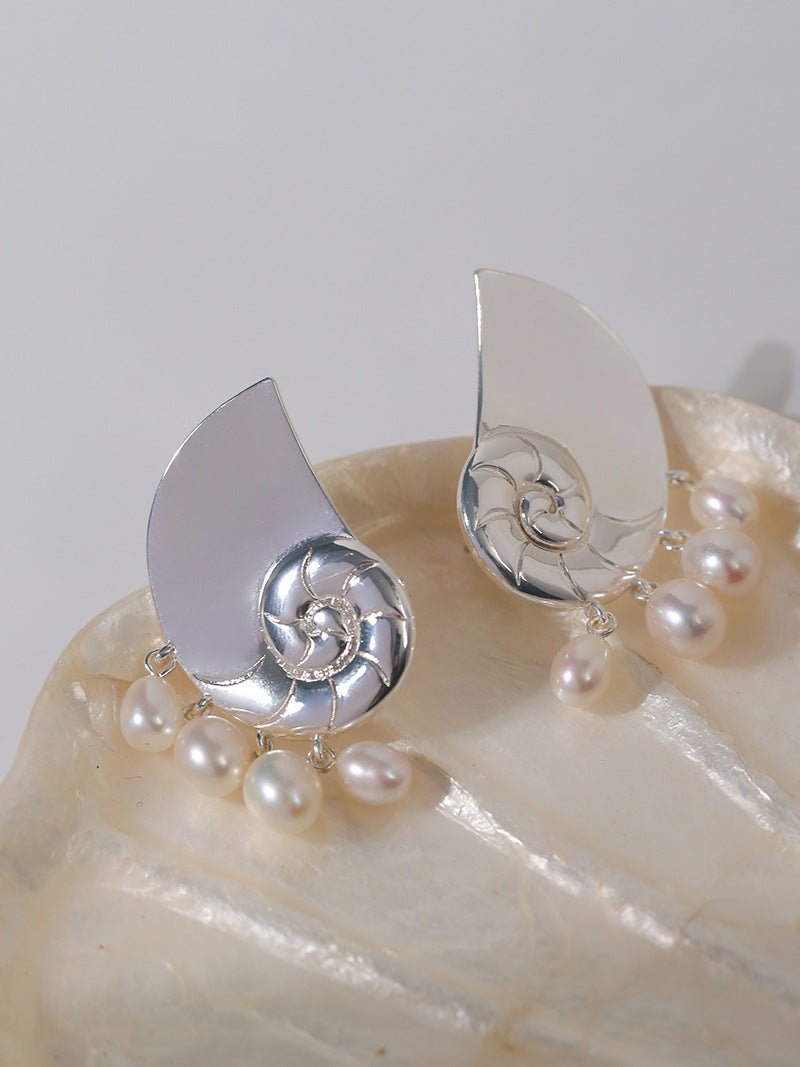Metallic Conch Pearl Statement Drop Earrings - floysun