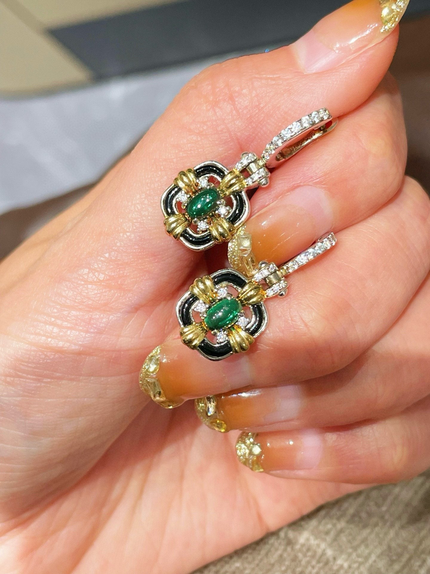 Midnight Emerald Mini Hoop Drop Earrings - floysun