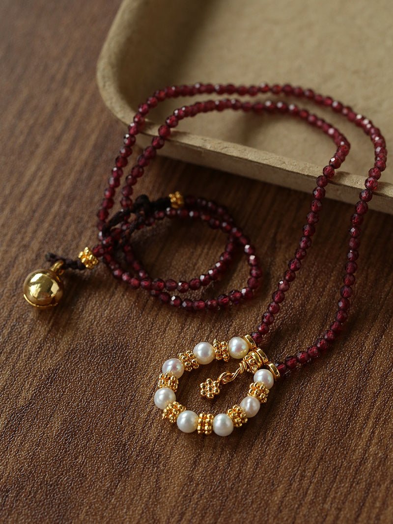 Mini Faceted Garnet Bead Necklace with Pearl & Gold Circle Pendant - floysun