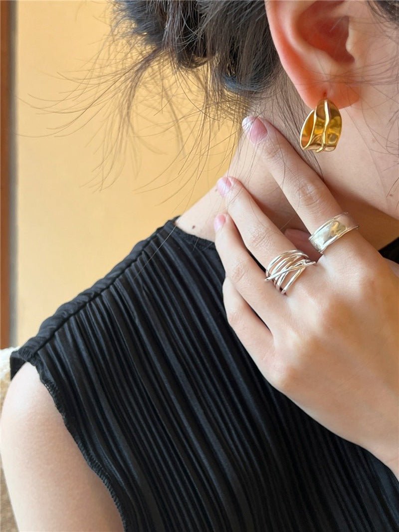Minimalist Leaf C - shaped Stud Earrings - floysun