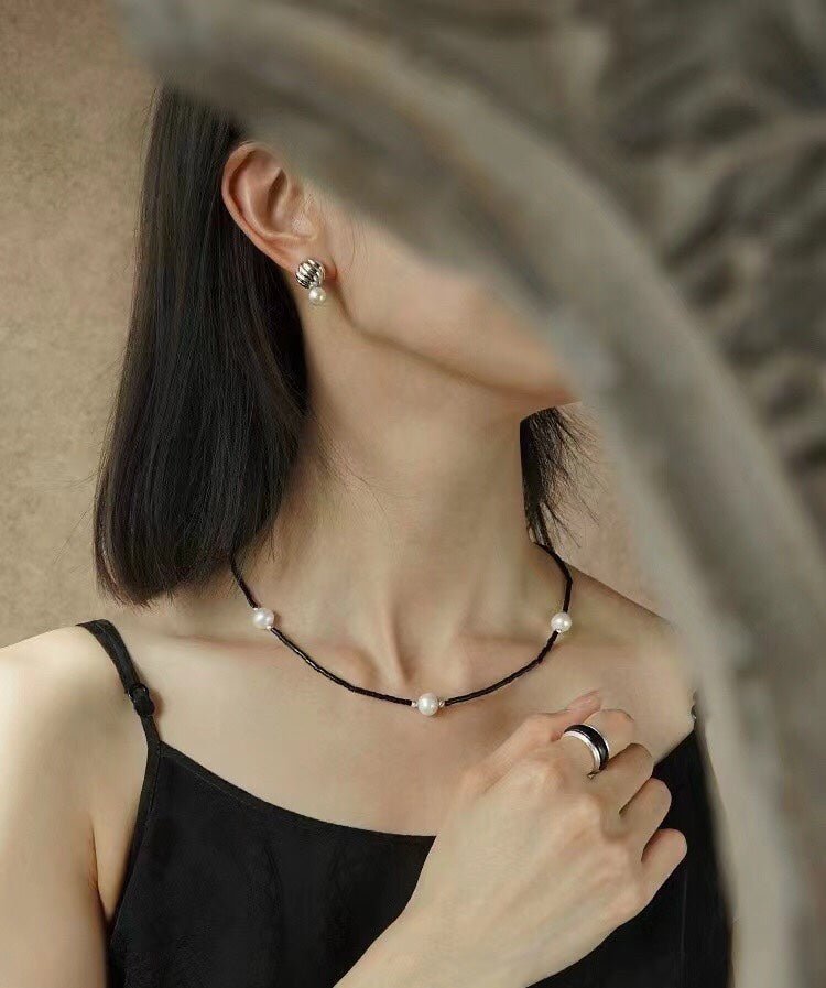 Minimalist Modern Pearl and Black Onyx Beaded Necklace - floysun