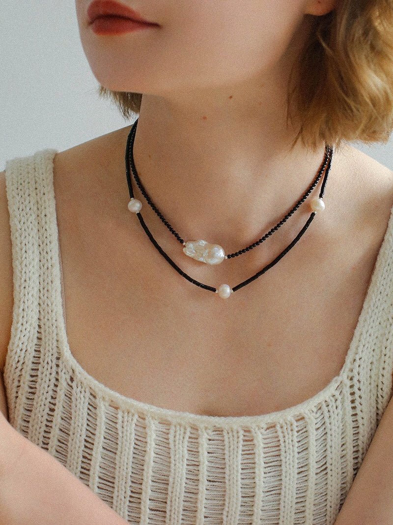 Minimalist Modern Pearl and Black Onyx Beaded Necklace - floysun
