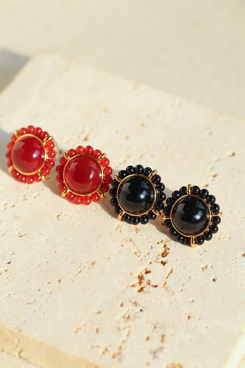 Minimalist Natural White Crystal Pearl Stud Earrings Black & Red Agate Variants - floysun