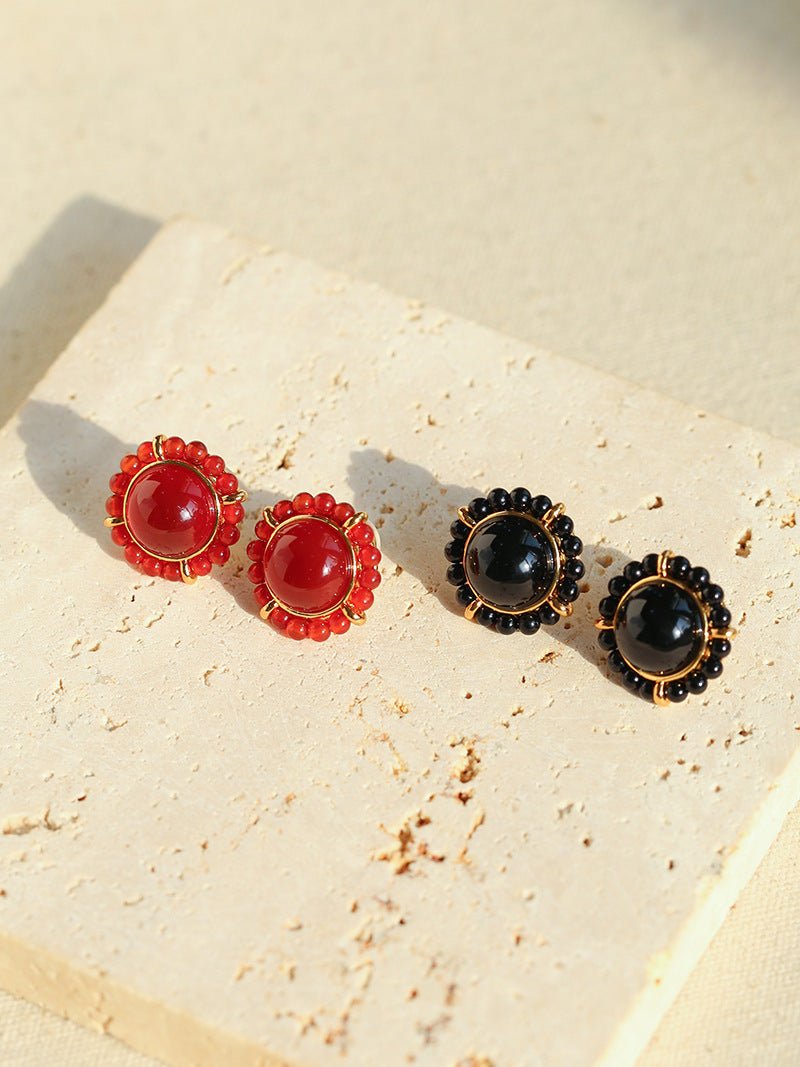 Minimalist Natural White Crystal Pearl Stud Earrings Black & Red Agate Variants - floysun