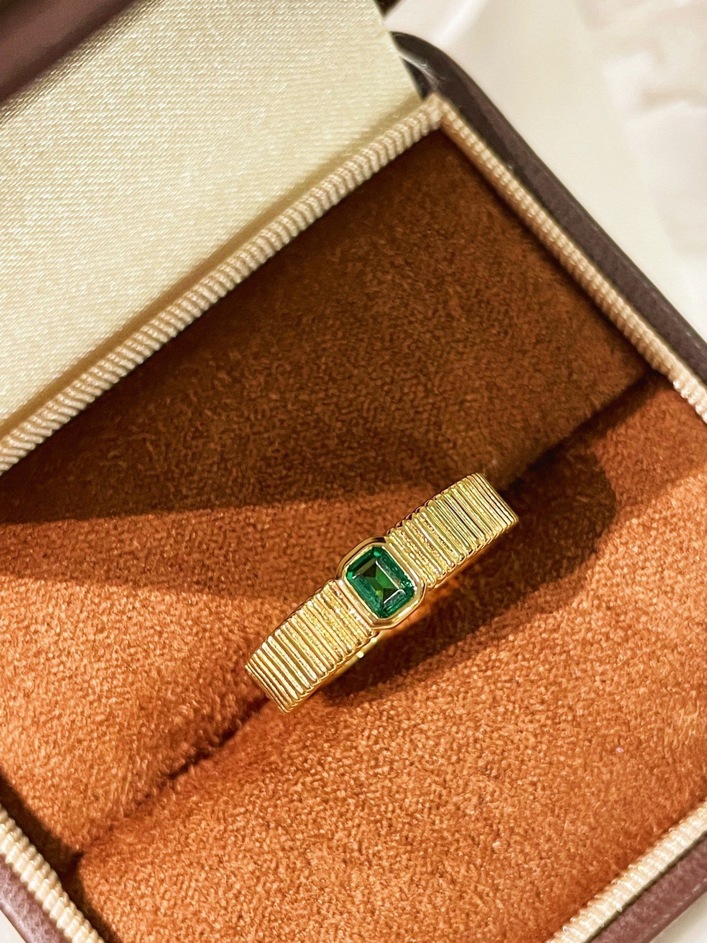 Minimalist T - Square Emerald Ring No - Prong Setting - floysun