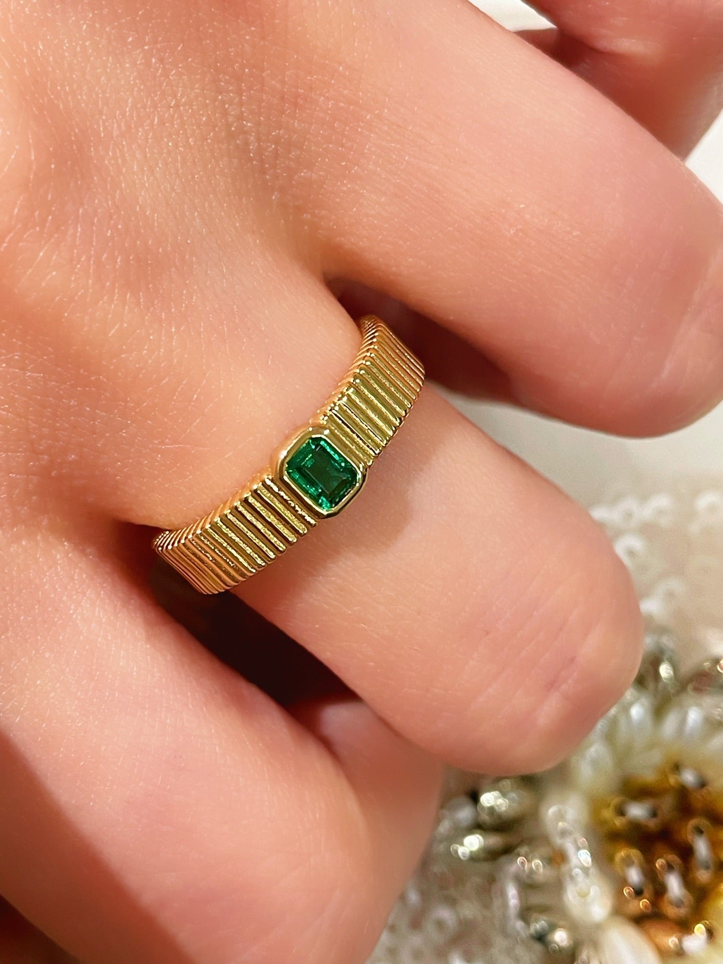 Minimalist T - Square Emerald Ring No - Prong Setting - floysun